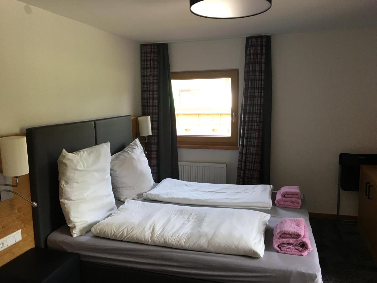 Gaestehaus Apollo Apartment ชวานเกา ภายนอก รูปภาพ