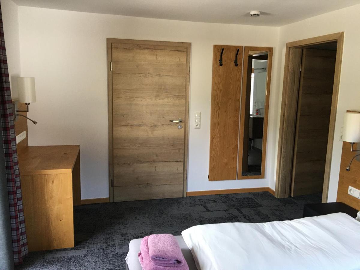 Gaestehaus Apollo Apartment ชวานเกา ภายนอก รูปภาพ